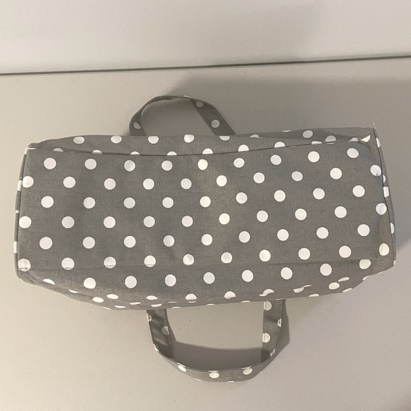 NWOT Grey/White Polka Dot Duffel Bag - Picture 6 of 10
